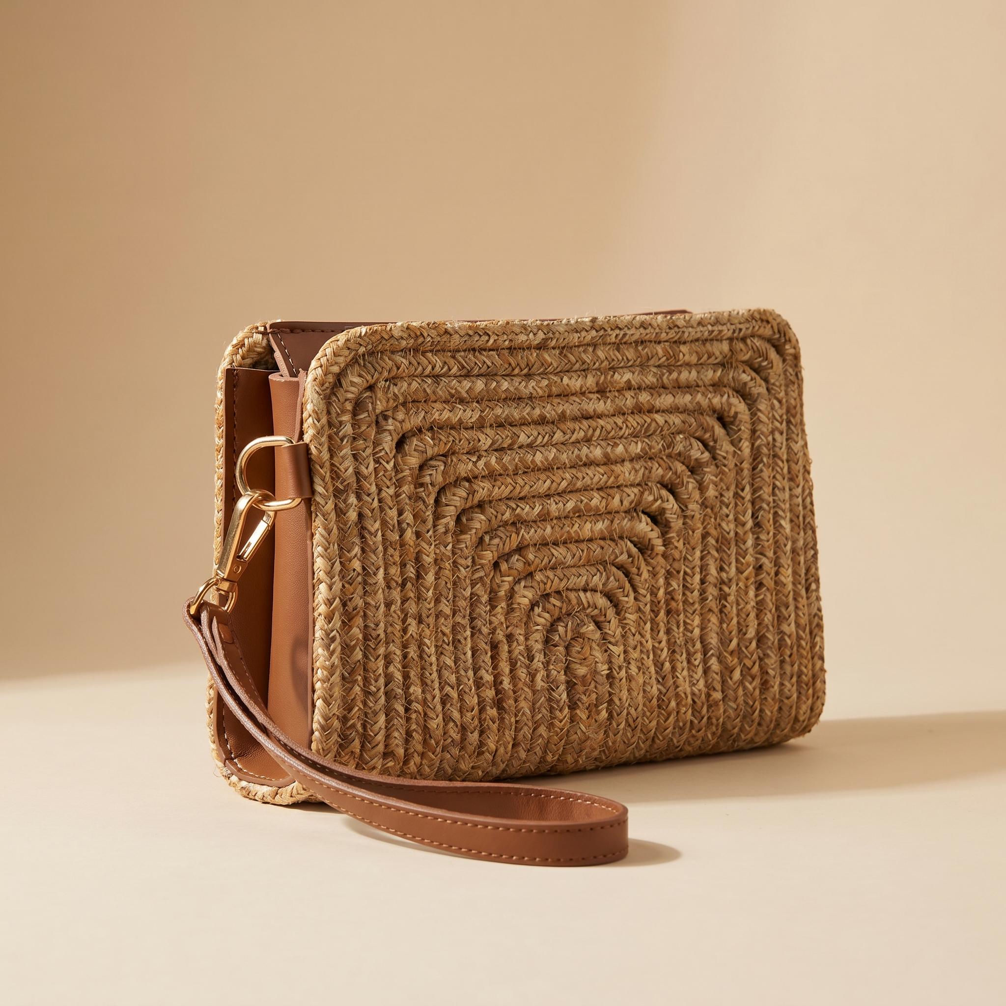 Geometric Woven Vacation Crossbody Bag - Image 4