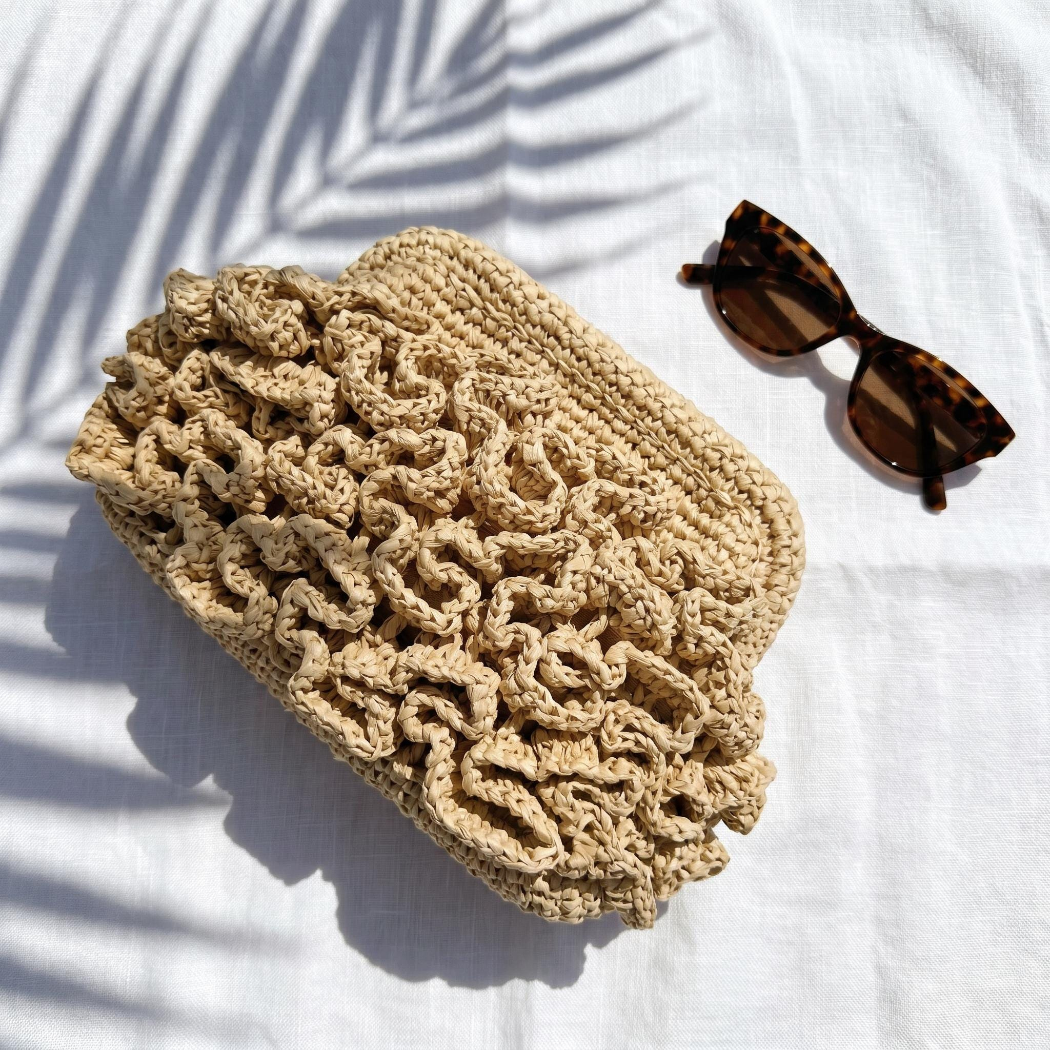 Ruffle Crochet Vacation Clutch Bag - Image 4