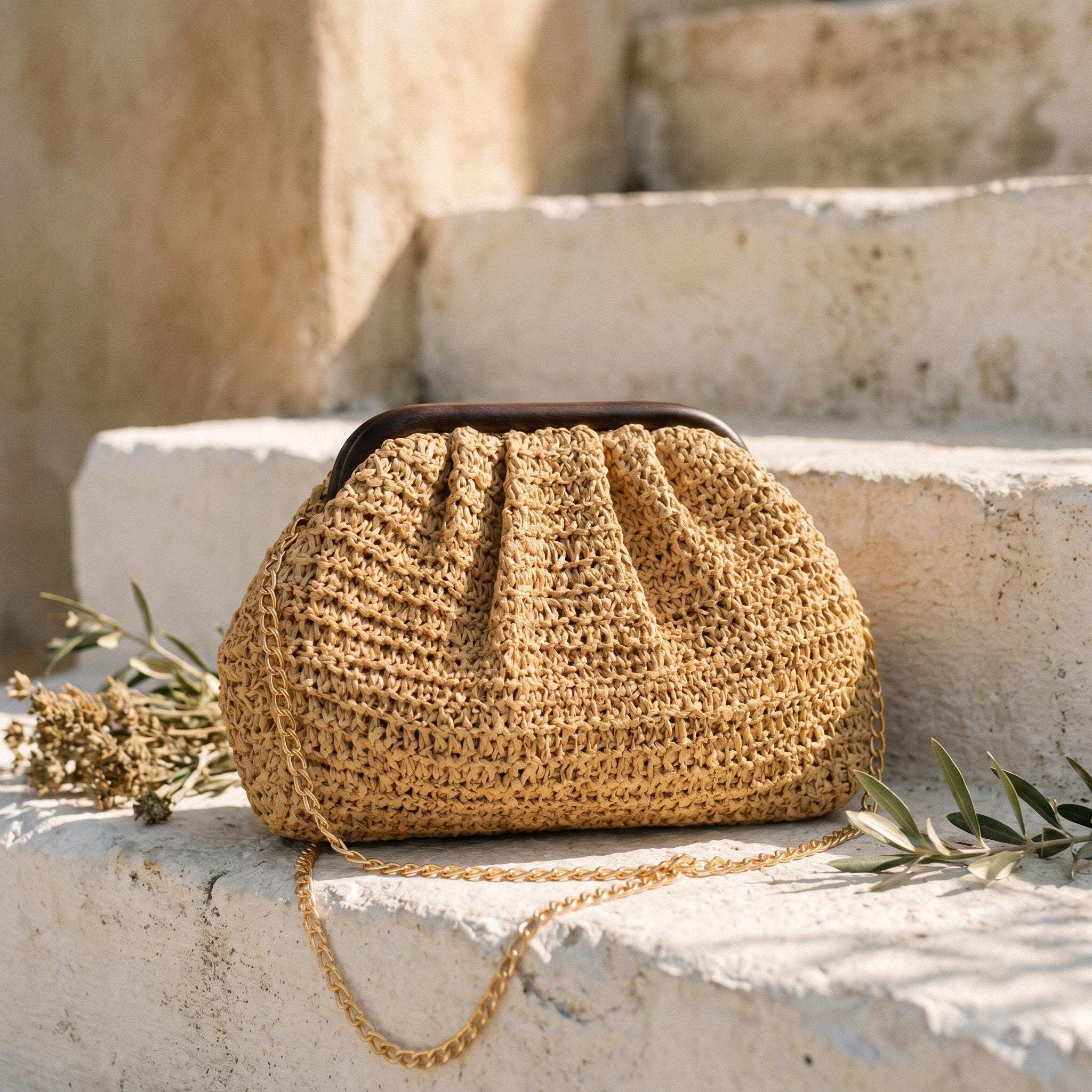 Ruched Woven Vacation Chain Clutch Bag - Image 2