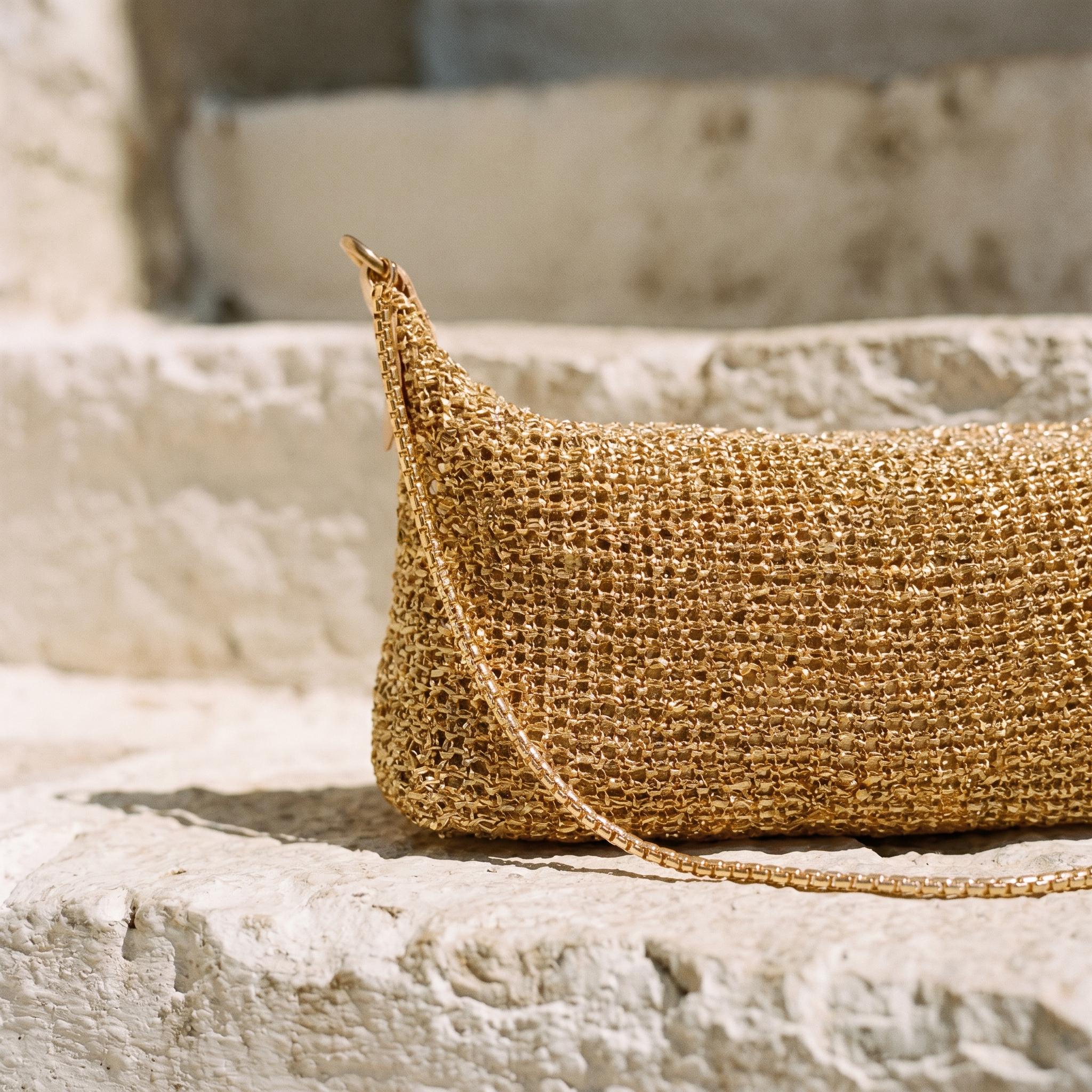Gold Woven Vacation Shoulder Bag with Chain Strap - Image 5